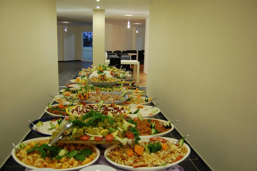 Mersin Green Tower Suites Mezitli Exterior photo